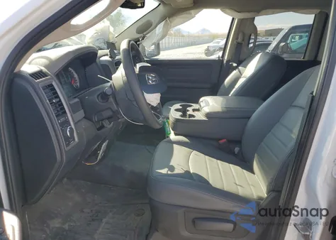 2018 Ram 1500 St z USA, uszkodzony, nr VIN 1C6RR7FT5JS308026